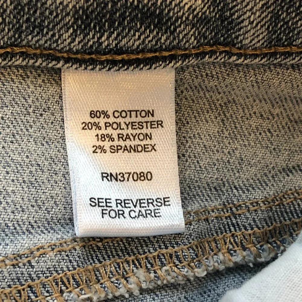 NWOT Versona Women's Flare Split Crop Ankle Light Wash Jeans - Picture 11 of 11